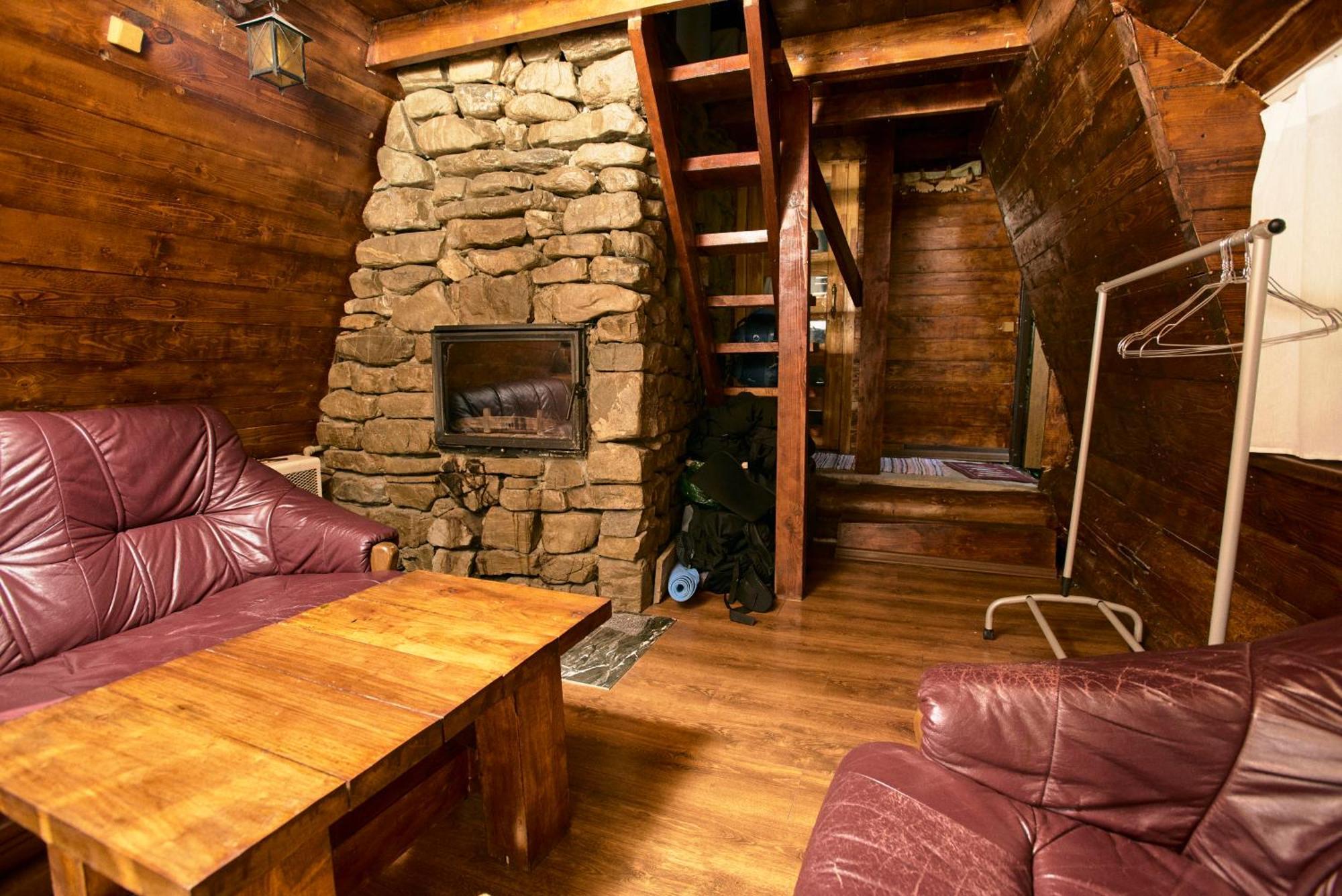 Baba Yagas House Apartment *